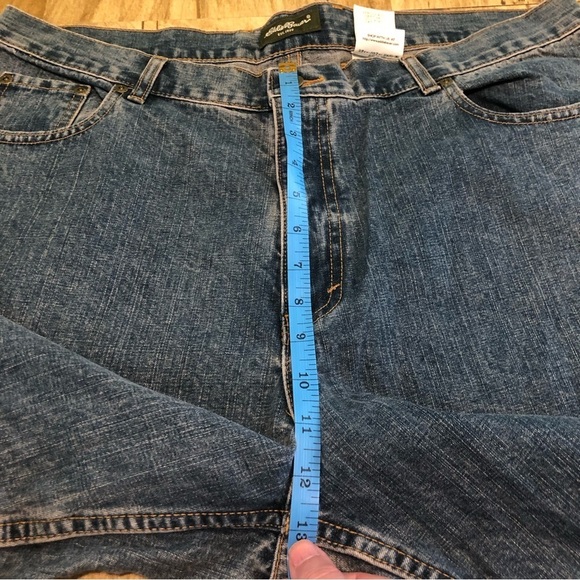 NWT Eddie Bauer Blue Denim Jeans Natural Fit Straight Leg 37x32 Womens Size 18 - Picture 10 of 13